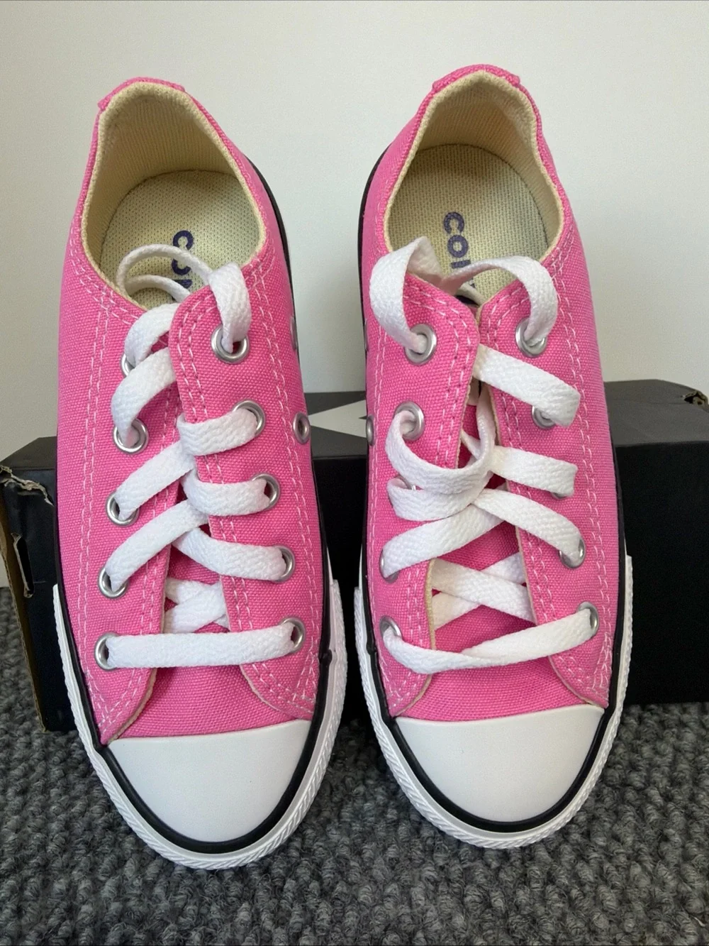 New Unisex Converse Chuck Taylor All Star Ox LOW Pink Size 11 Youth
